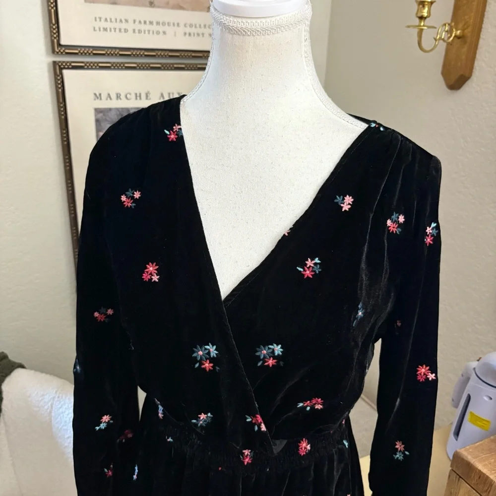 SEZANE Velvet Titiane Dress Midi Floral Embroidered In Noir Broderie Size 34 NWT